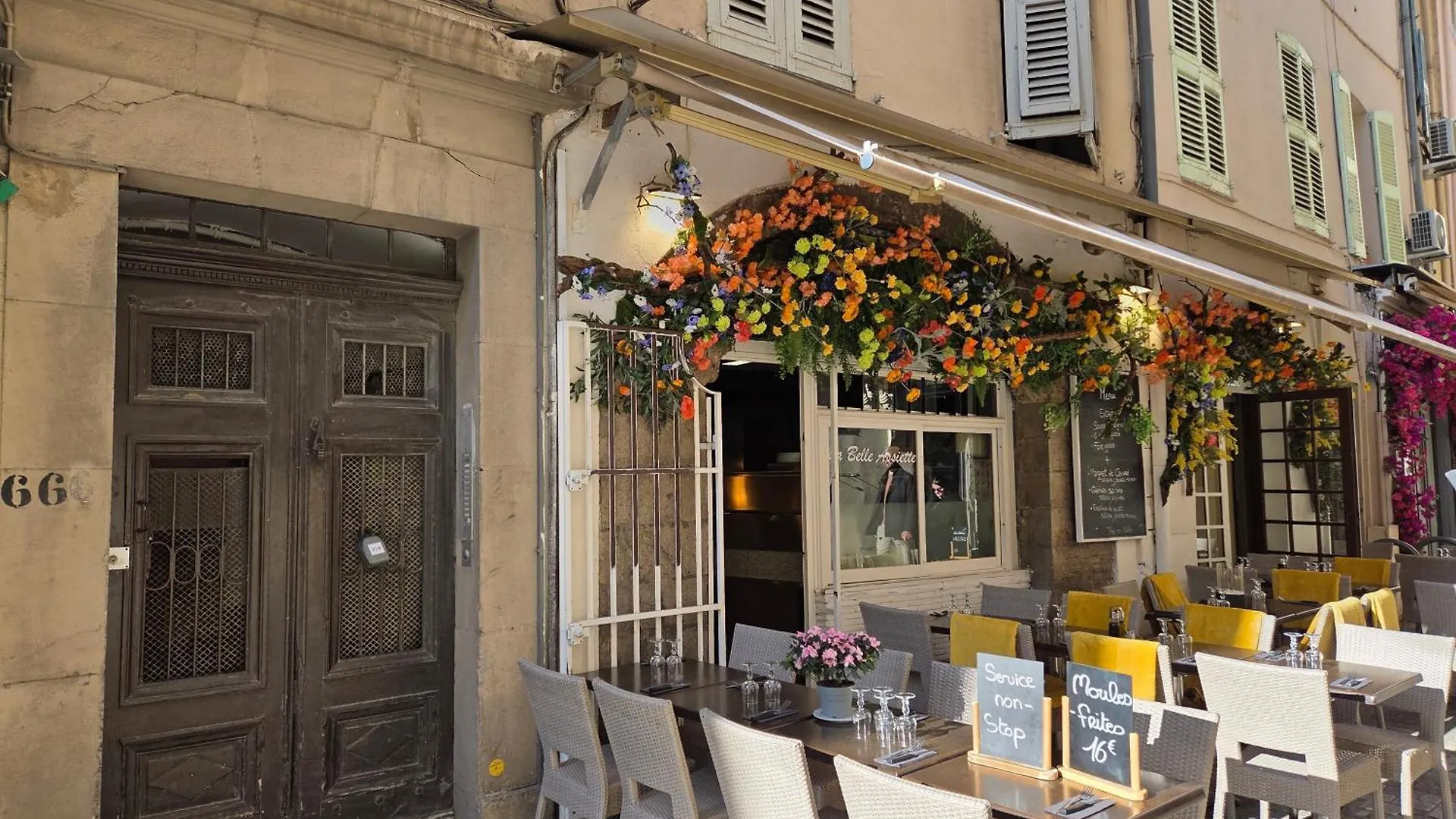 Meynadier 66 - Appartement Tres Calme Avec Cour Privative, Plage, Gare, Palais A 300M Cannes Apartment